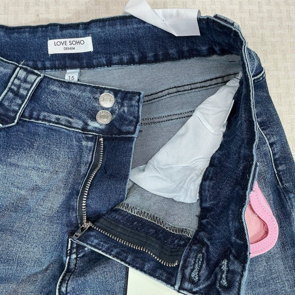 Love Soho Jeans Women’s Size 15 High Rise Flare Blue Denim Stretch - Picture 5 of 14